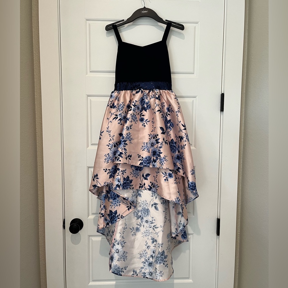 GIRLS BONNIE JEAN CREPE TO MIKADO DRESS. SIZE 12